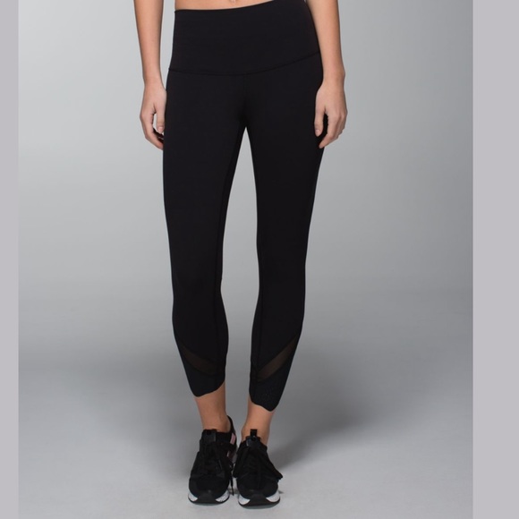 Lululemon leggings 23” in with mesh - Picture 1 of 8